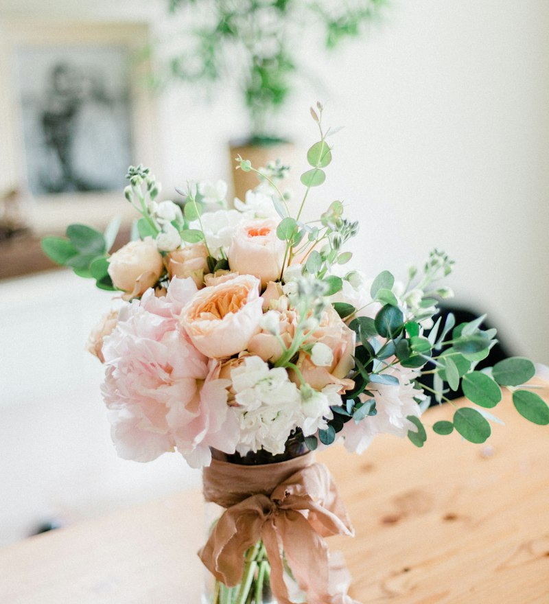 Peach and white bouquet